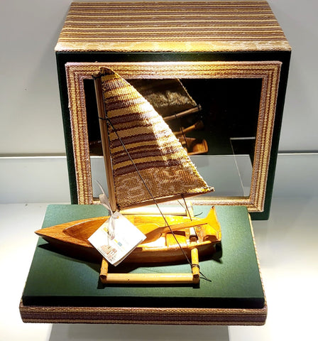Box - Atauro Boat w/ Acrylic