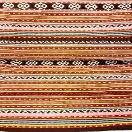 TAIS OECUSSE - Feto Buna